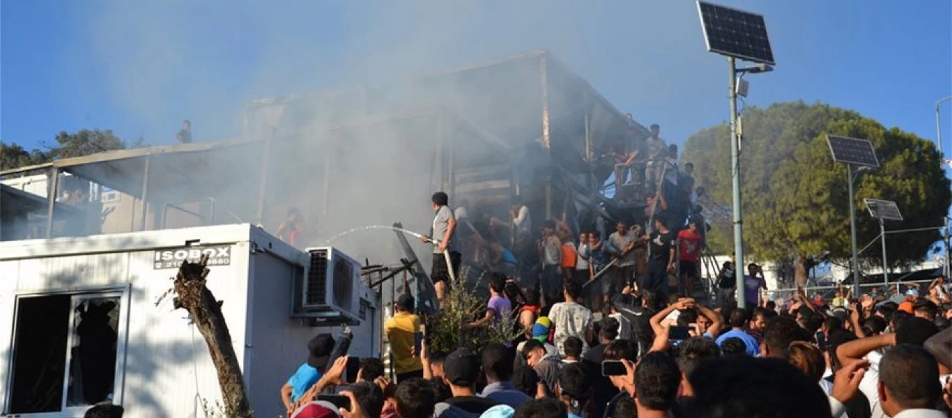 Δήλωση-σοκ από βουλευτή του ΣΥΡΙΖΑ: «Κάθε 6 μήνες βιάζoυν παιδί στην Μόρια - Φοβίζετε τον κόσμο»! (βίντεο)